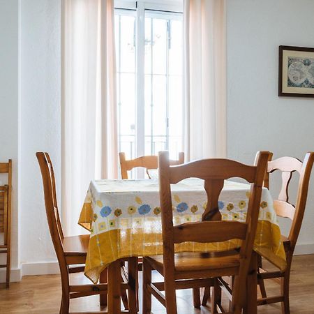 Pilsev Center Apartment Sevilla Dış mekan fotoğraf